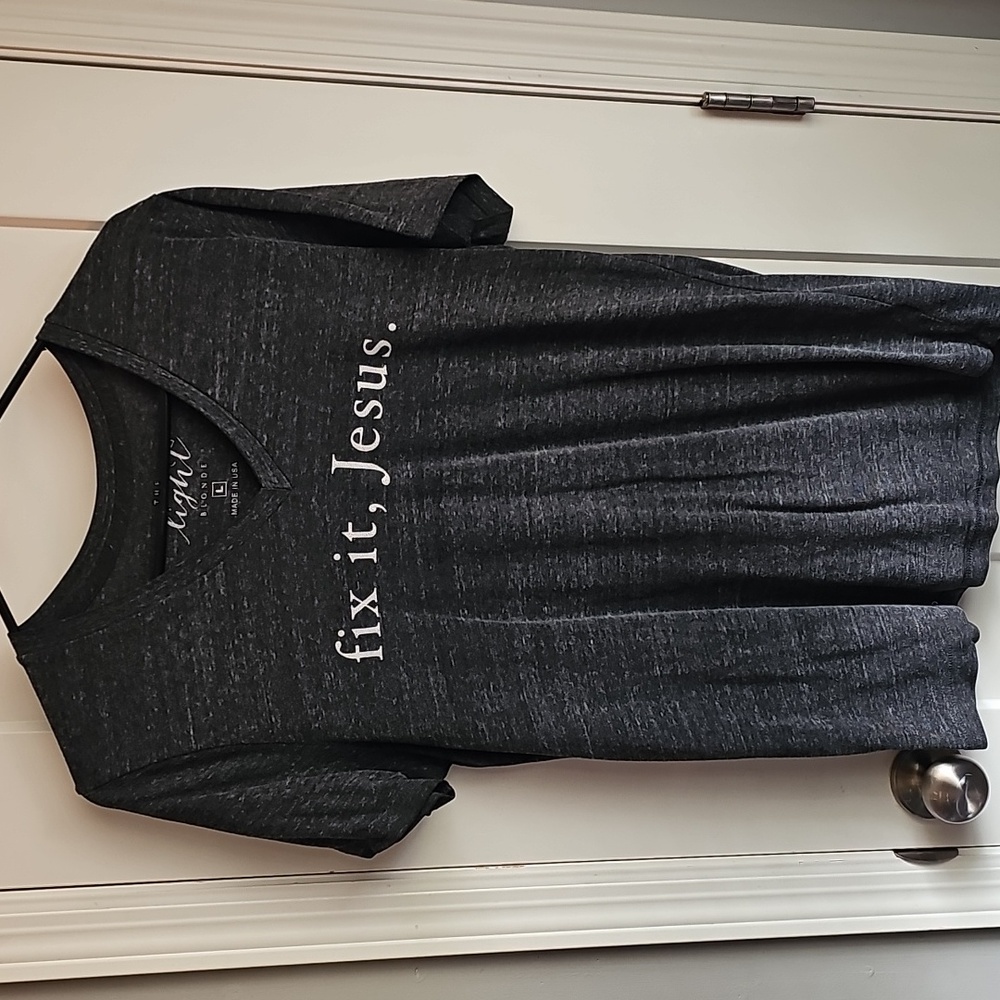 The Light Blonde, Gray V-Neck T-Shirt. Sz Large